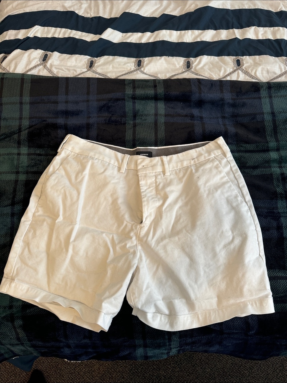 Express Men's Cream Chino Shorts